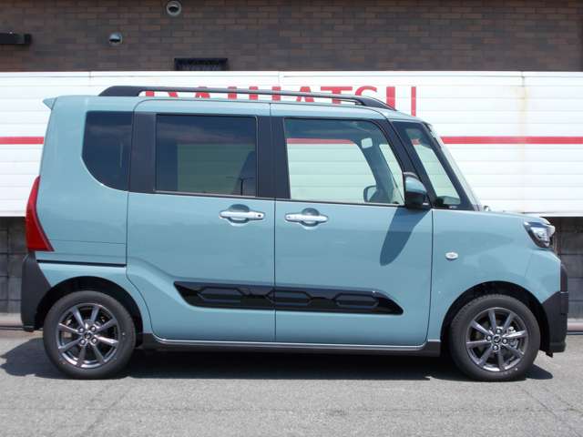 ダイハツ タント ６６０ ファンクロス リミテッド R7年 (近畿) 99