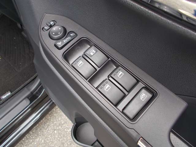 ダイハツ タント ６６０ カスタム ＲＳ リミテッド R7年 (近畿) 99