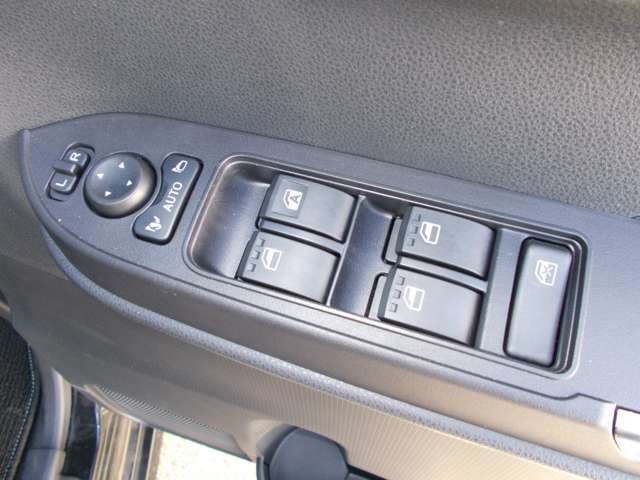 ダイハツ タント ６６０ カスタム ＲＳ R7年 (近畿) 99