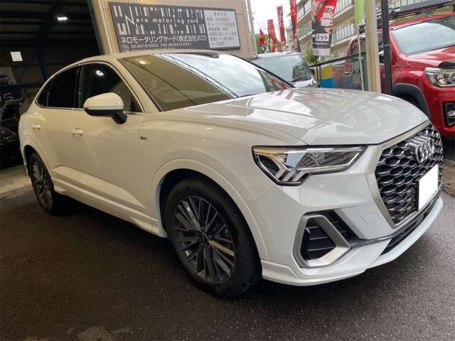アウディ Ｑ３　スポーツバック ３５　ＴＦＳＩ　Ｓライン R3年 (近畿) 99