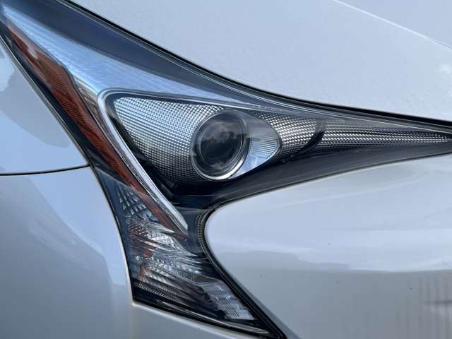 トヨタ プリウス １．８ Ｓ セーフティ プラス H28年 (近畿) 99