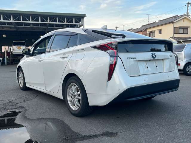 トヨタ プリウス １．８ Ｓ セーフティ プラス H28年 (近畿) 99