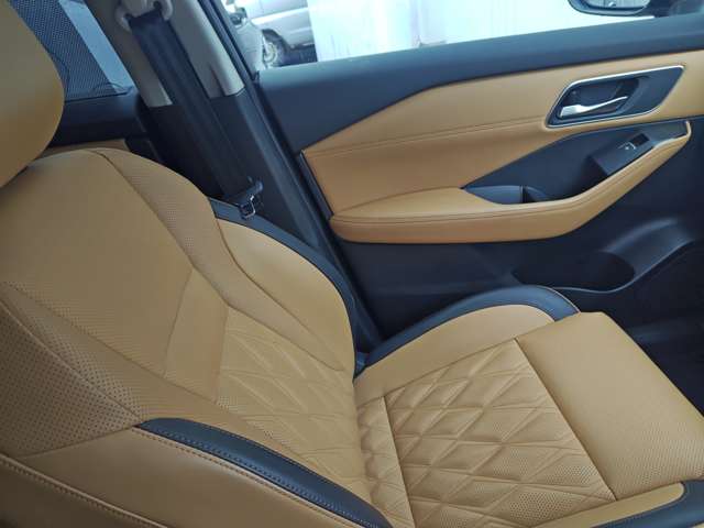日産 エクストレイル １．５ Ｇ Ｅ－４ＯＲＣＥ ４ＷＤ R6年 (近畿) 99