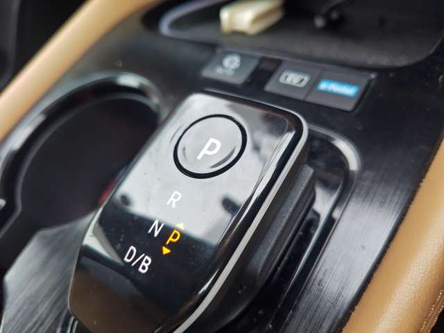 日産 エクストレイル １．５ Ｇ Ｅ－４ＯＲＣＥ ４ＷＤ R6年 (近畿) 99