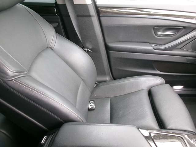ＢＭＷ ５シリーズ ５２３Ｄ Ｍスポーツ ディーゼルターボ H27年 (近畿) 99