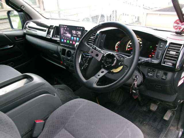 トヨタ ハイエースバン ３．０ スーパーＧＬ ワイド ロング ミドルルーフ ディーゼルターボ H21年 (近畿) 99