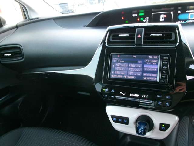 トヨタ プリウス １．８ Ｓ H30年 (近畿) 99