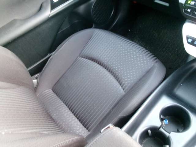 トヨタ プリウス １．８ Ｓ H30年 (近畿) 99