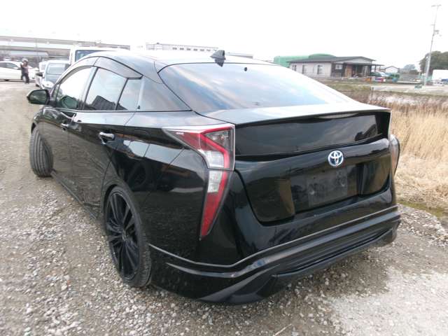 トヨタ プリウス １．８ Ｓ H28年 (近畿) 99