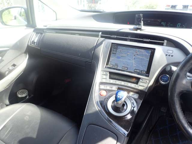トヨタ プリウスＰＨＶ １．８ Ｓ H25年 (近畿) 99