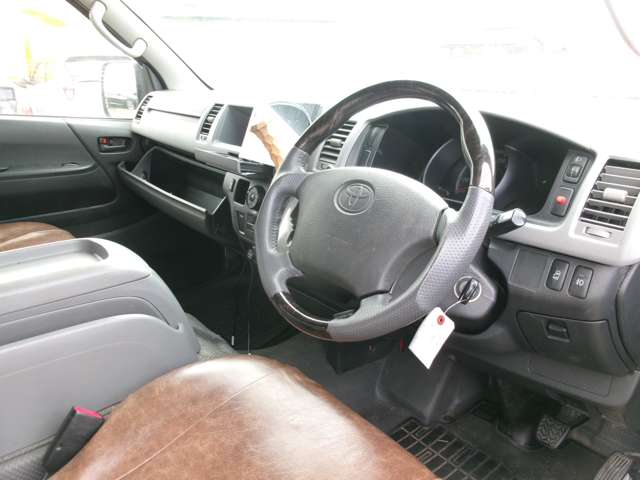 トヨタ ハイエースワゴン ２．７ ＤＸ ロング ミドルルーフ ４ＷＤ H18年 (近畿) 99