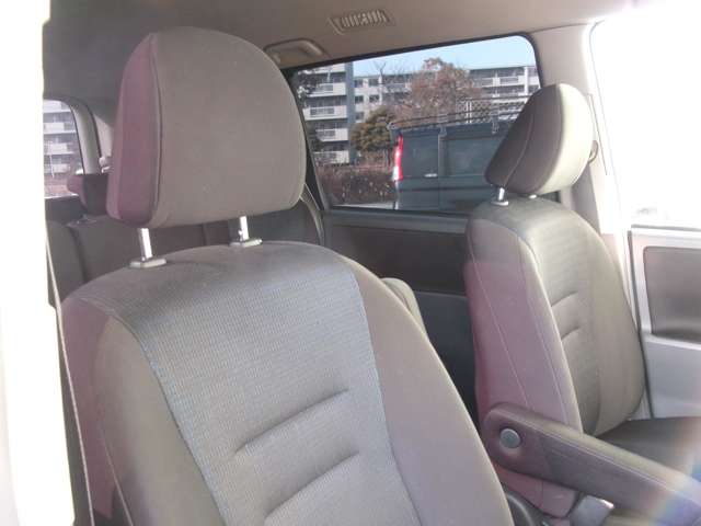 トヨタ ヴォクシー ２．０ Ｚ H21年 (近畿) 99