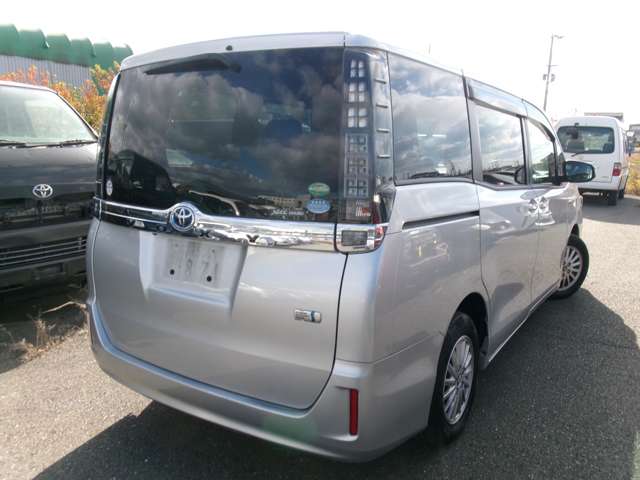 トヨタ ヴォクシー ２．０ Ｘ H26年 (近畿) 99