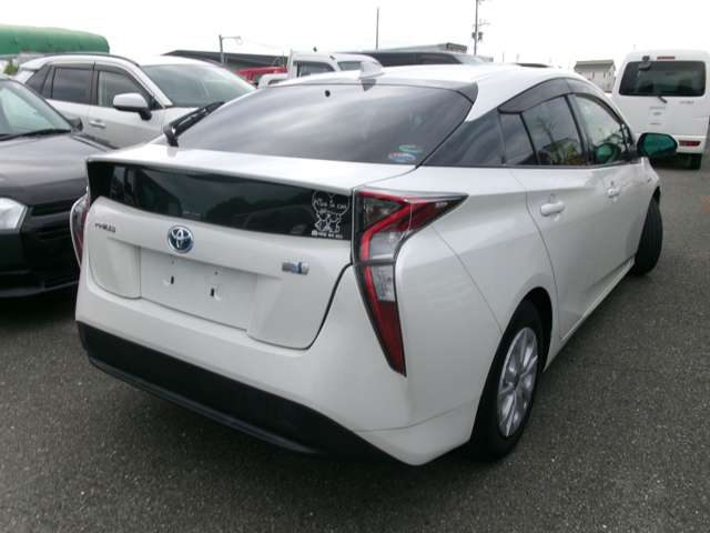 トヨタ プリウス １．８ Ｓ H28年 (近畿) 99