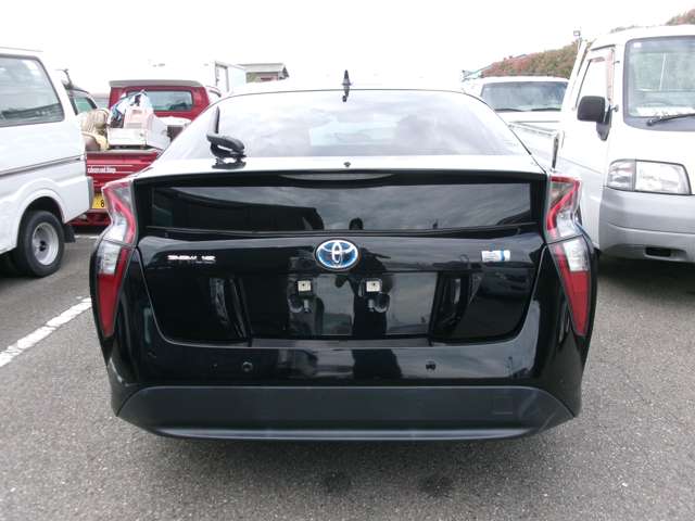 トヨタ プリウス １．８ Ａ H28年 (近畿) 99