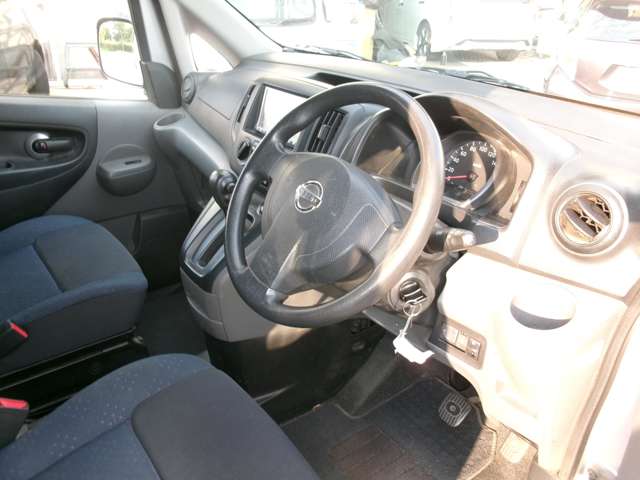 日産 ＮＶ２００バネットバン １．６ ＧＸ H22年 (近畿) 99