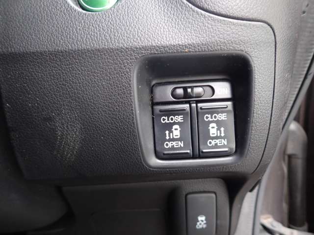 ホンダ Ｎ　ＢＯＸ ６６０ Ｇ ＳＳパッケージ H25年 (近畿) 99