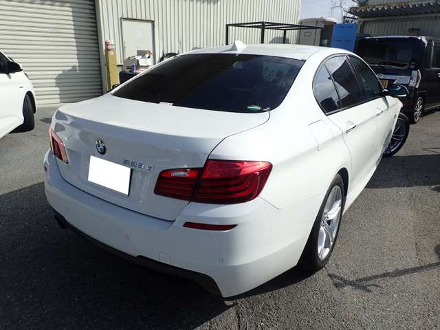 ＢＭＷ ５シリーズ ５２３Ｄ Ｍスポーツ ディーゼルターボ H27年 (近畿) 99
