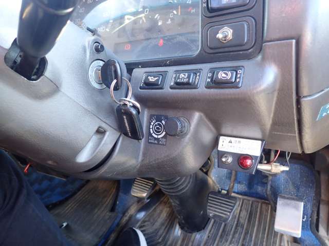 三菱フソウ キャンター ＦＥ５０ＥＢ H11年 (近畿) 99
