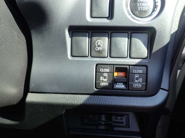 トヨタ ヴォクシー ２．０ ＺＳ H27年 (近畿) 99