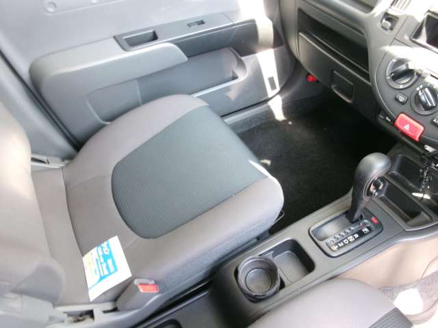 マツダ ファミリアバン １．６ ＶＥ ４ＷＤ H30年 (近畿) 99