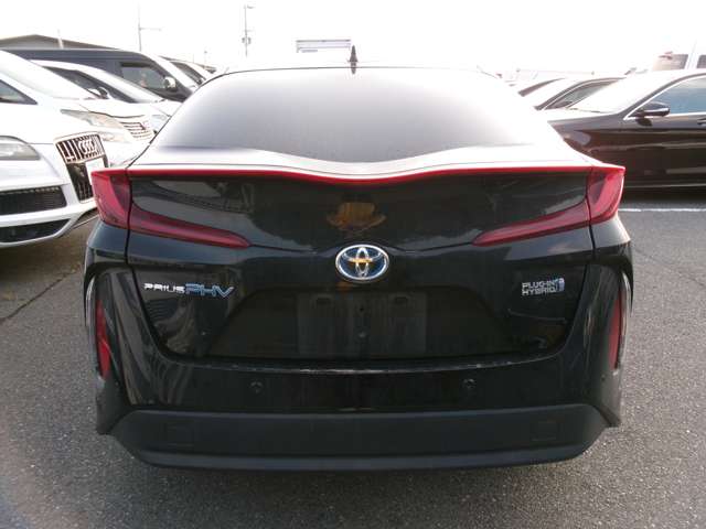 トヨタ プリウスＰＨＶ １．８ Ａ レザーパッケージ R1年 (近畿) 99