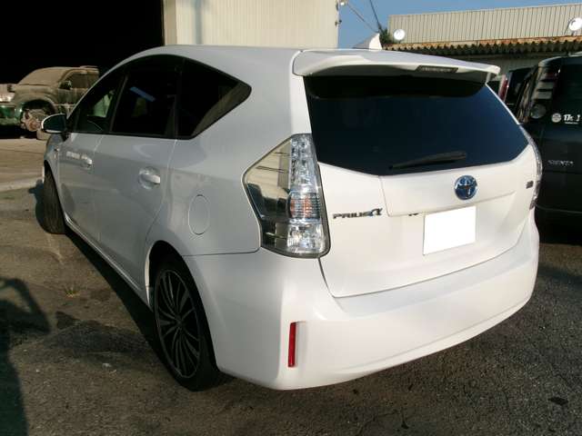 トヨタ プリウスΑ １．８ Ｓ H24年 (近畿) 99