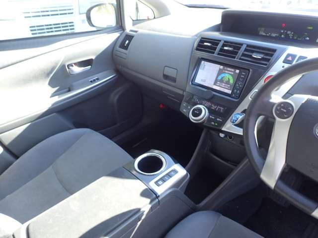 トヨタ プリウスΑ １．８ Ｓ H24年 (近畿) 99