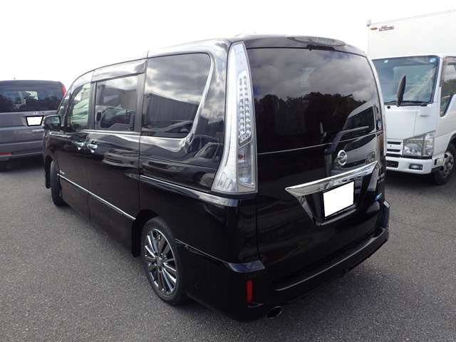 日産 セレナ ２．０ ライダー パフォーマンススペック Ｓ－ＨＹＢＲＩＤ H25年 (近畿) 99