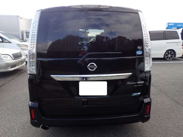 日産 セレナ ２．０ ライダー パフォーマンススペック Ｓ－ＨＹＢＲＩＤ H25年 (近畿) 99