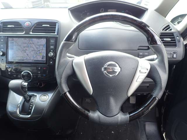 日産 セレナ ２．０ ライダー パフォーマンススペック Ｓ－ＨＹＢＲＩＤ H25年 (近畿) 99