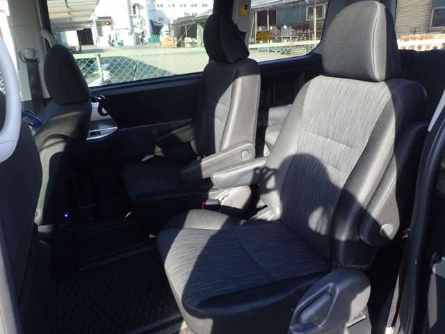 トヨタ ヴォクシー ２．０ ＺＳ 煌 H23年 (近畿) 99