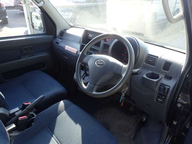 ダイハツ ハイゼットカーゴ Ｓ３３１Ｖ H23年 (近畿) 99