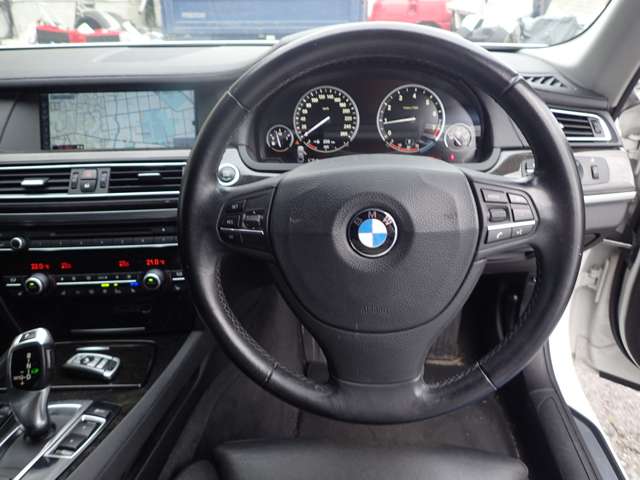 ＢＭＷ ７シリーズ ７４０ｉ H24年 (近畿) 99