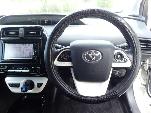 トヨタ プリウス １．８ Ｓ セーフティ プラス H30年 (近畿) 99