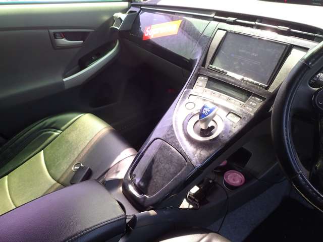 トヨタ プリウス １．８ Ｓ H22年 (近畿) 99