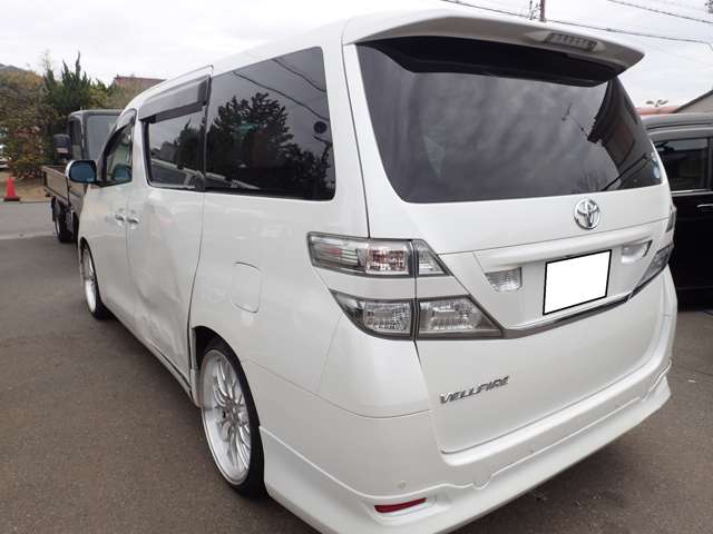 トヨタ ヴェルファイア ２．４Ｘ H21年 (近畿) 99