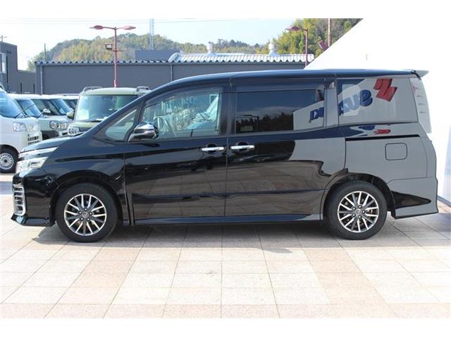 トヨタ ヴォクシー ２．０ ＺＳ 煌 H28年 (中国) 99