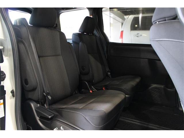 トヨタ ノア ２．０ ＳＩ H29年 (中国) 99