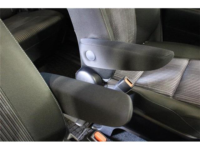 トヨタ ノア ２．０ ＳＩ H29年 (中国) 99