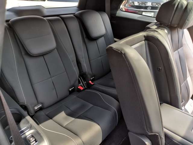 メルセデスベンツ ＧＬＳクラス ４５０ Ｄ ４マチック （ＩＳＧ搭載モデル） ＡＭＧラインパッケージ ディーゼルターボ ４ＷＤ R5年 (近畿) 99
