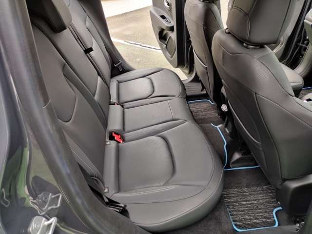 ジープ レネゲード リミテッド ４ＸＥ ４ＷＤ R5年 (近畿) 99