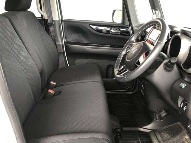 ホンダ Ｎ　ＢＯＸ ６６０ カスタムＧ H25年 (近畿) 99