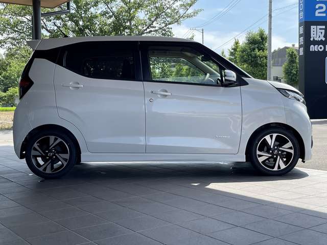 日産 デイズ ６６０ ハイウェイスターＧターボ プロパイロット エディション R1年 (近畿) 99