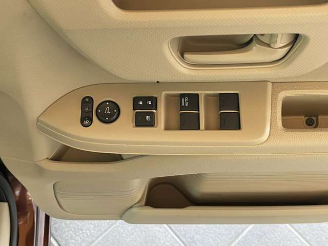 ホンダ Ｎ　ＢＯＸ ６６０ Ｇ ホンダセンシング R1年 (近畿) 99