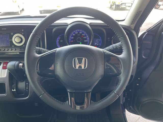 ホンダ Ｎ−ＯＮＥ ６６０ プレミアム Ｌパッケージ H26年 (近畿) 99
