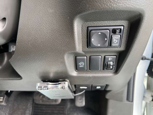 日産 キューブ １．５ １５Ｘ Ｖセレクション H24年 (九州・沖縄) 99