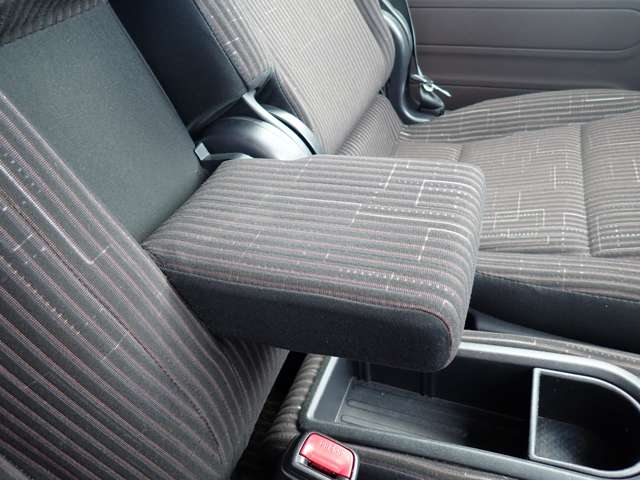 トヨタ スペイド １．５ Ｙ H27年 (九州・沖縄) 99