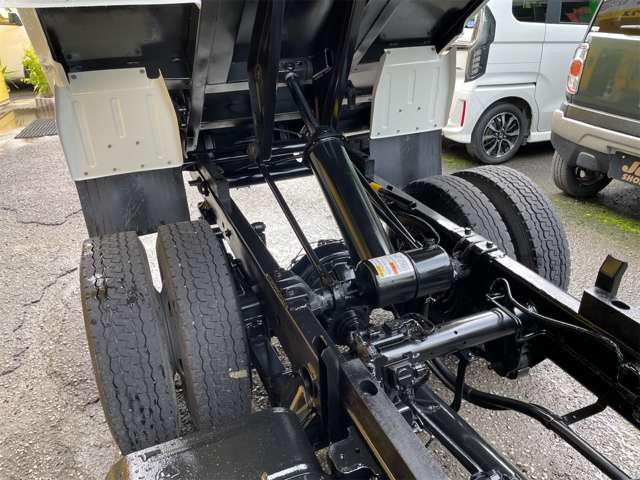 日野自動車 デュトロ 全低床３Ｔダンプ H30年 (九州・沖縄) 99