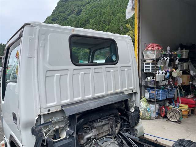 いすゞ エルフ ３．０ ダンプ フルフラットロー ディーゼルターボ R1年 (九州・沖縄) 99